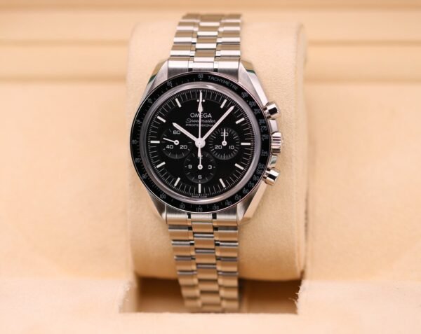 Omega Speedmaster Professional Sapphire 310.30.42.50.01.002 – 2022 Box & Papers