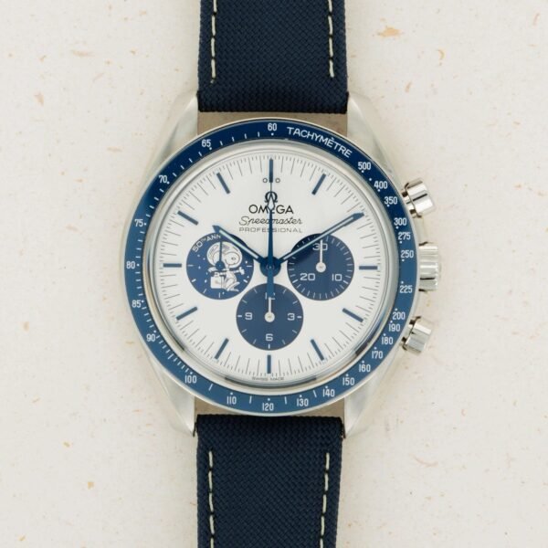 Omega Speedmaster Silver Snoopy Award 50th Anniversary 310.32.42.50.02.001
